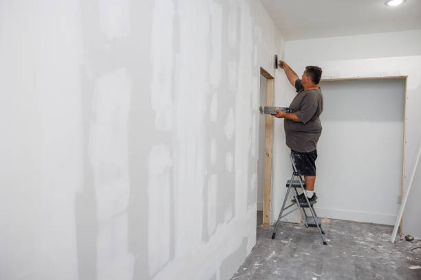 Best Commercial Painting  in Naugatuck, CT